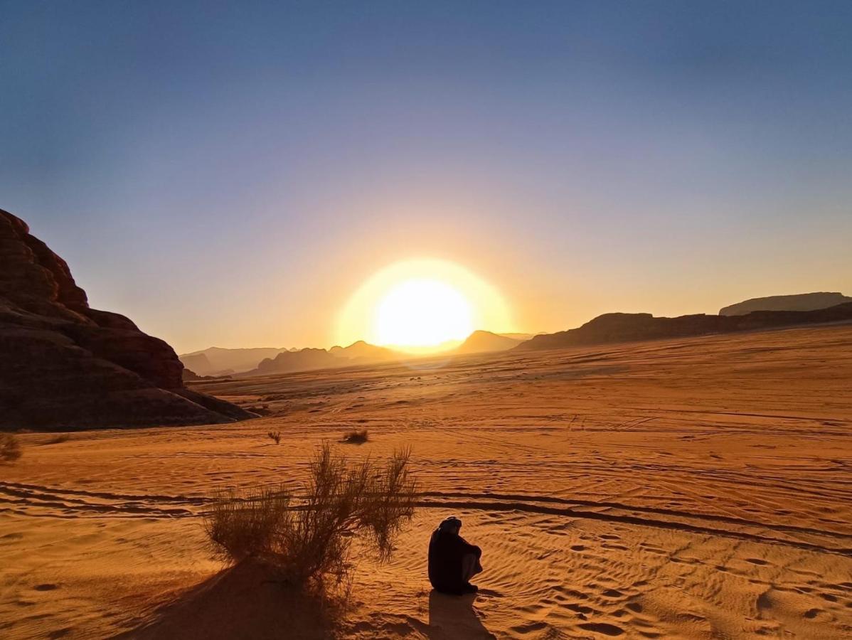 Rum Jordan Camp And Tours Hotel Wadi Rum Exterior photo